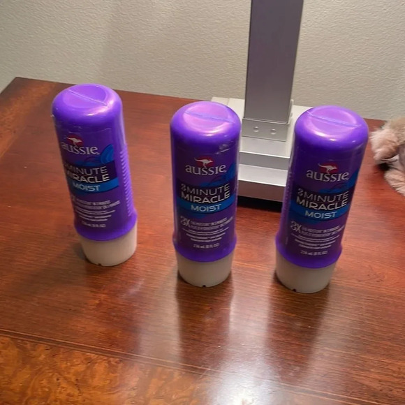 Other - NWT Aussie 3 Min Miracle moist deep treatment for your hair